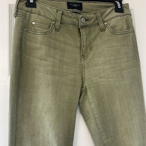 Sage, green Celebrity Pink skinny jeans in. Size 3/26,28 inch inseam.